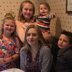 Meet your Posher, Deborah